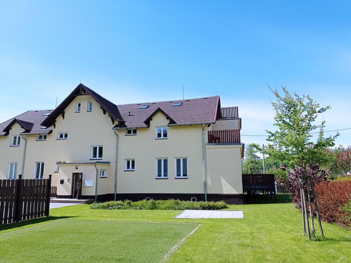 Apartman Jeseniky Karlovice  エクステリア 写真